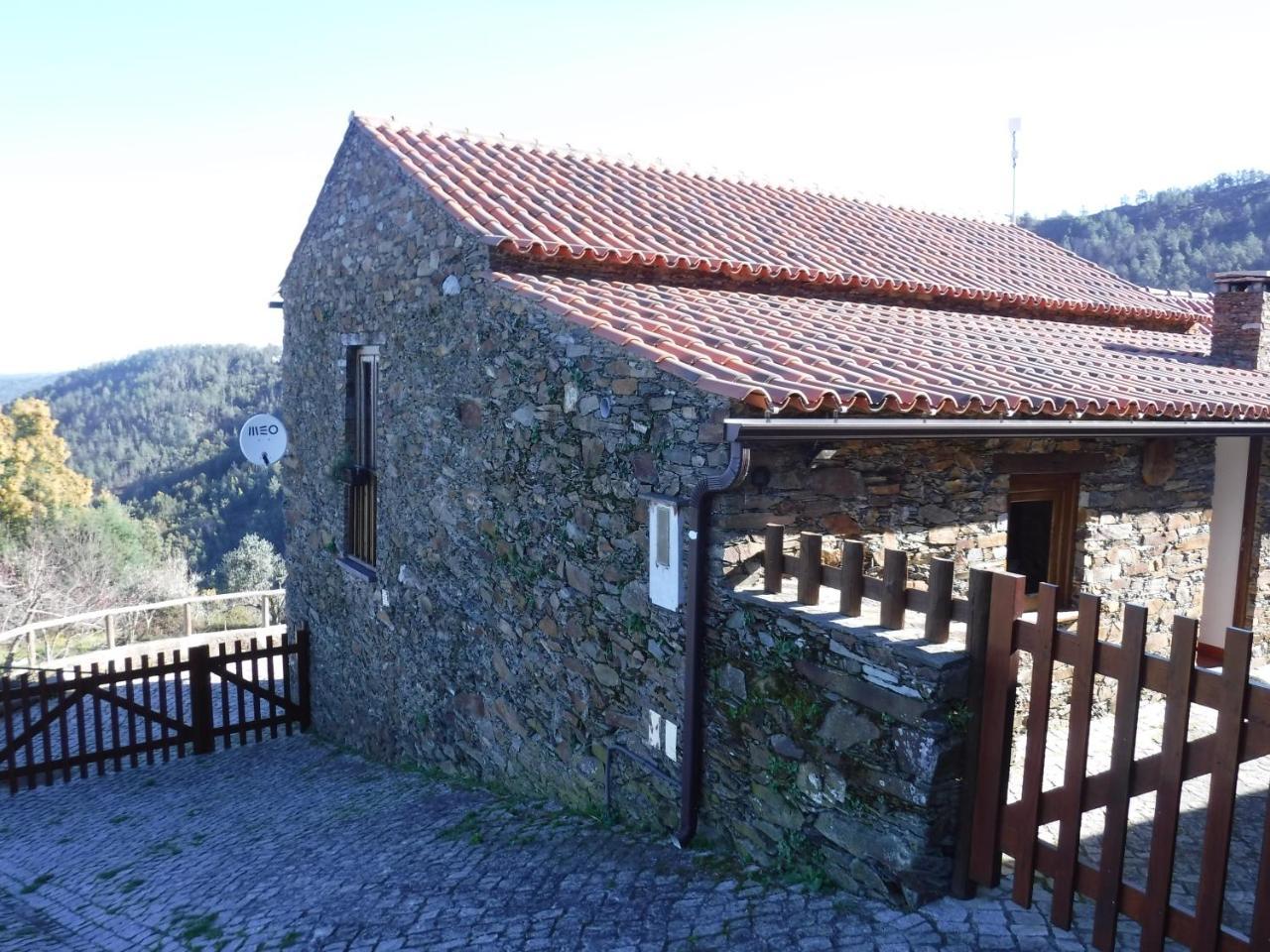 Country house Casa Da Comareira Gois